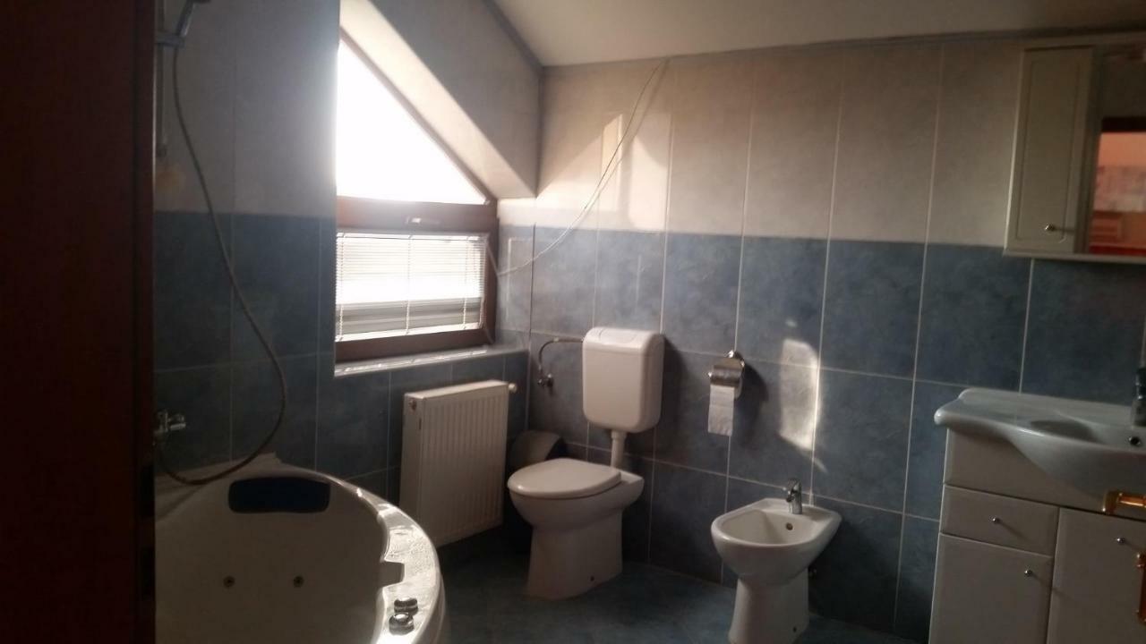 Cristalex Villaverde Bucharest Pantelimon Exterior foto